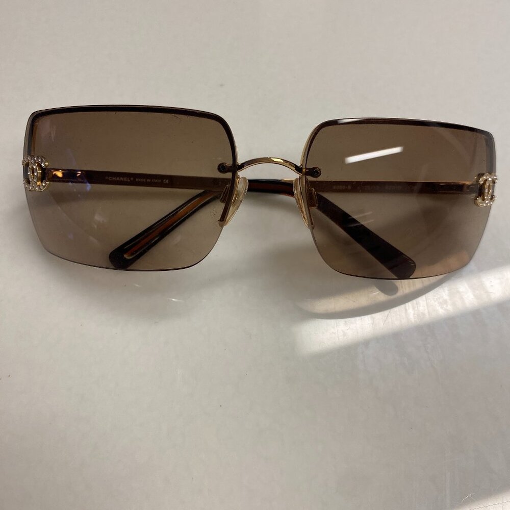 CHANEL VINTAGE Y2K SUNGLASSES